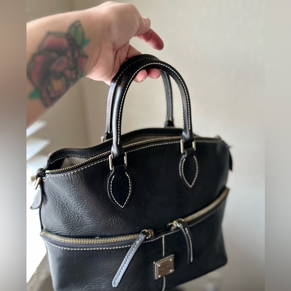 Dooney and Burke top handle pebble leather satchel w/ attachable leather… - Picture 2 of 7